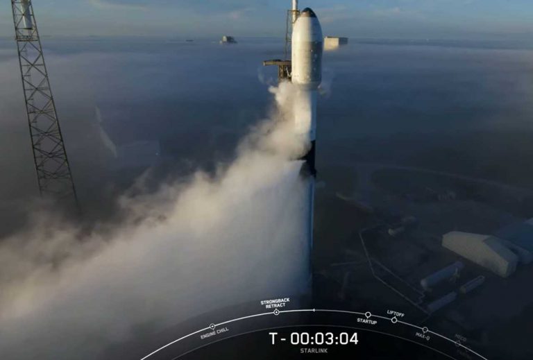SpaceX Launches 53 Satellites