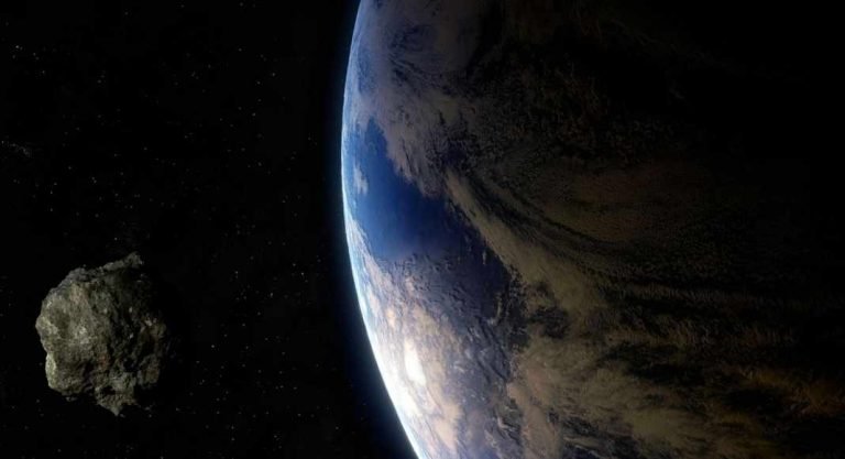 Giant Asteroid Pass Earth