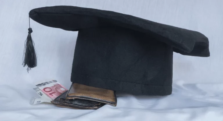 Graduate Loans With Poor Credit
