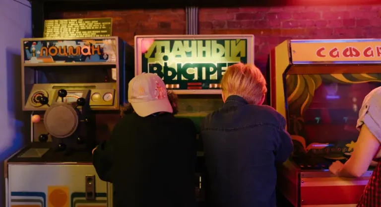 Robbers and Heists Slots