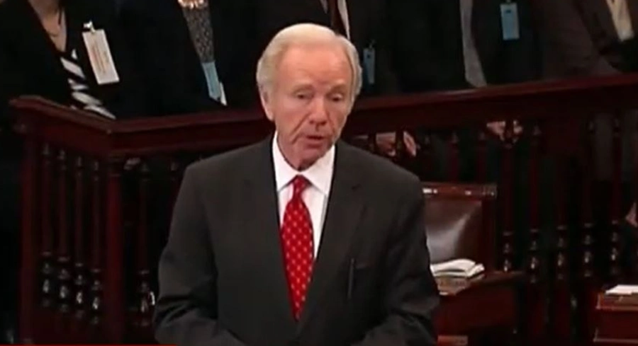 joe lieberman fall, how did joe lieberman fall, Hadassah, when did joe lieberman fall, what did joe lieberman die from