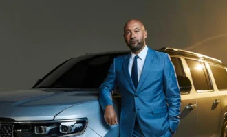 derek jeter wife, derek jeter net worth, derek jeter kids, derek jeter rookie card, derek jeter rookie card, derek jeter son, derek jeter son name