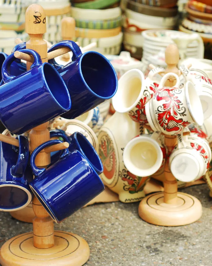 Pottery painting ideas for mugs