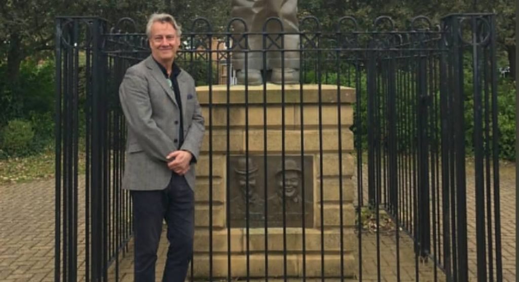 Stephen Tompkinson